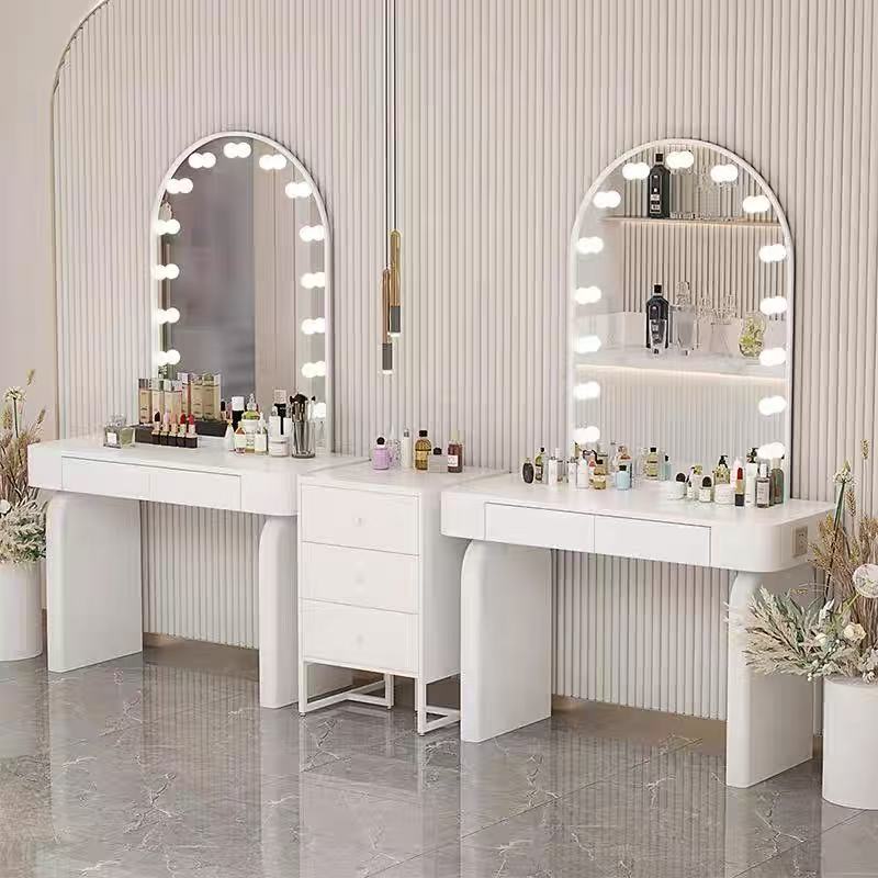 Cream Wind Studio Professional - đánh giá và giá Beauty Makeup Training